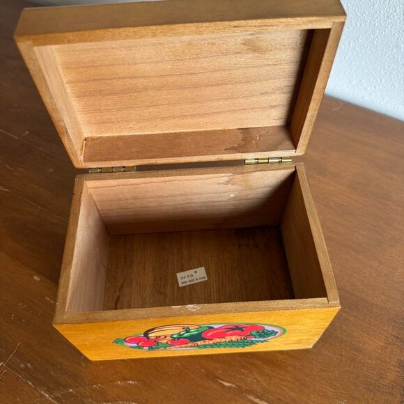 Vintage Wooden Recipe Index Box, Vegetable Theme Decor - Picture 6 of 8